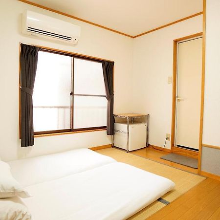 Отель House Ikebukuro Токио Экстерьер фото