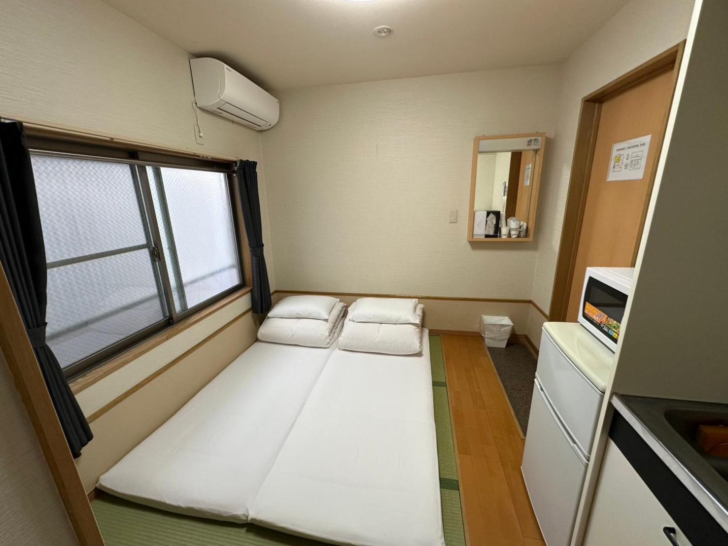 Отель House Ikebukuro Токио Экстерьер фото