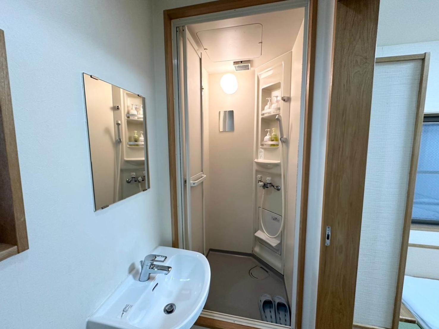 Отель House Ikebukuro Токио Экстерьер фото